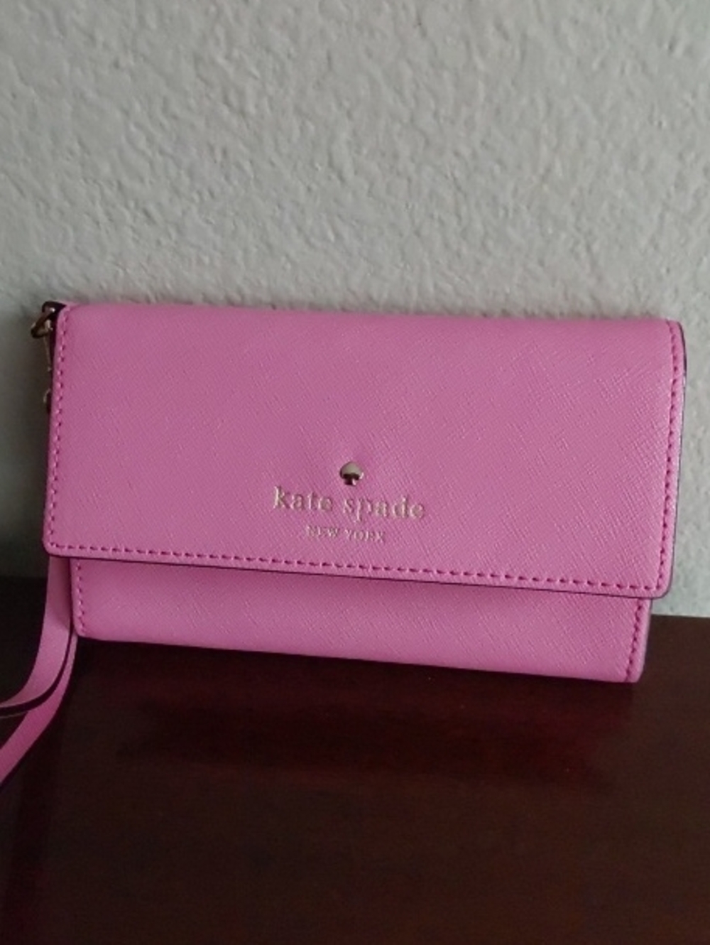 Kate Spade Bubble Gum Pink. NEW WITH OUT TAGS